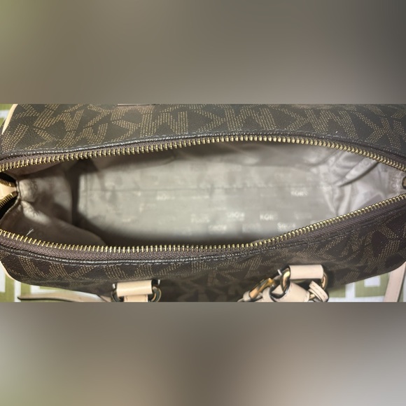 3 PC. MK Signature Coated Canvas Grayson Boston Crossbody, Wallet, & Dust Bag - Picture 12 of 15